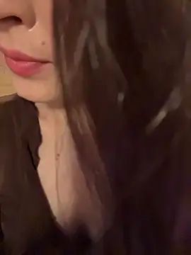 holly_play (F young) - skirt off + slap booty 10x