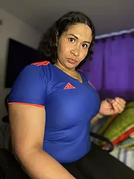 carola-ross (F milf) - Flash Tits🍒