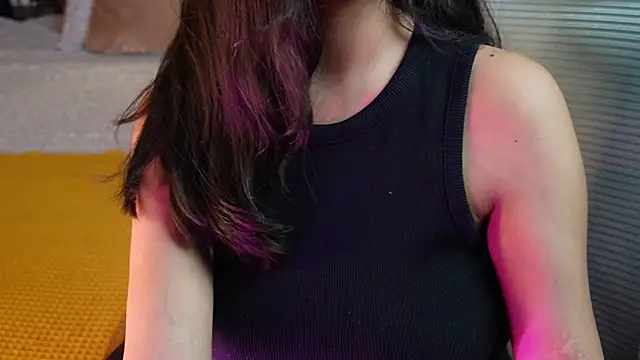 Misha-Malhotra webcam