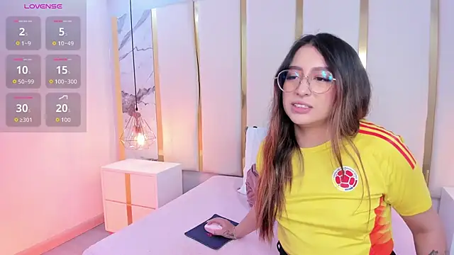 KamilaVegga webcam