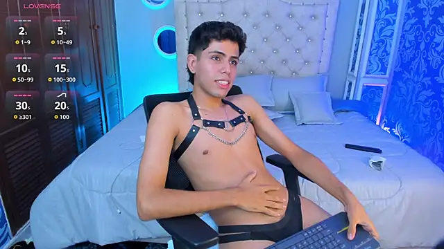 hunterwest06 webcam