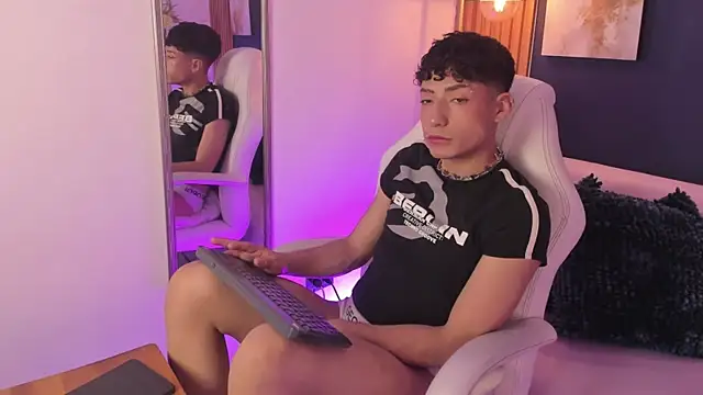 Adann_Scott webcam