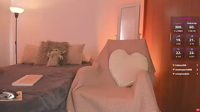 Watch whitneyhot live on EroticFlix - High definition streams