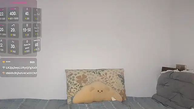 77-Vicky webcam