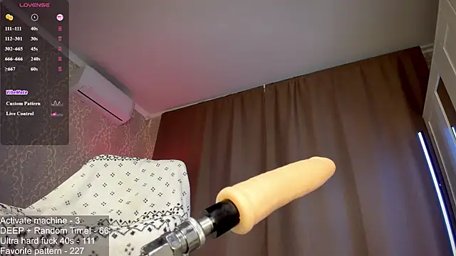 Juicy_Vikki webcam