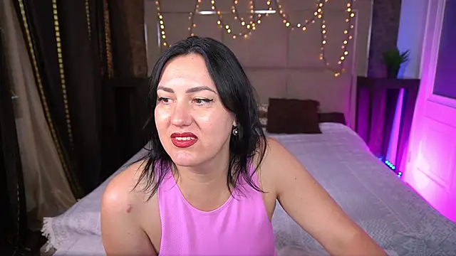 VelvetLuck webcam