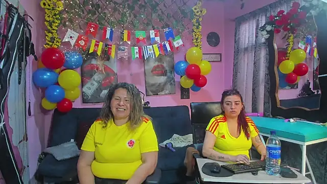 lesbiancuple webcam