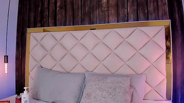 gabriela_r webcam