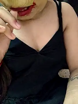 Roshni_98 webcam