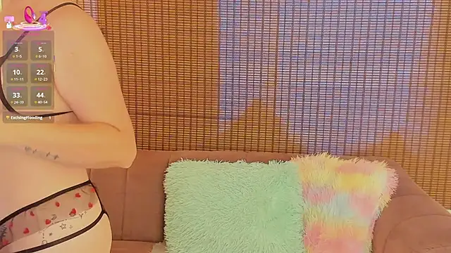 ariana_cross webcam