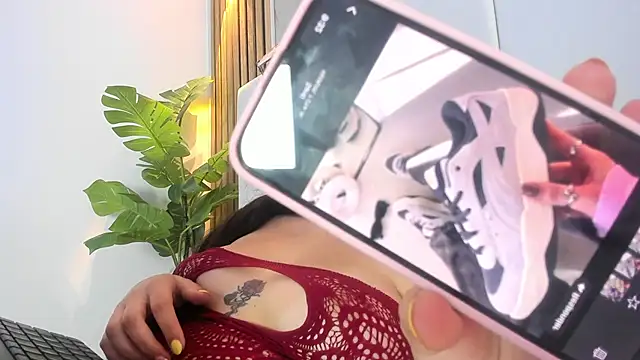 Samantha_Good webcam
