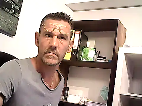 mastercharisma35 webcam