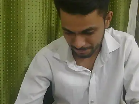 Stubborndesiboy webcam
