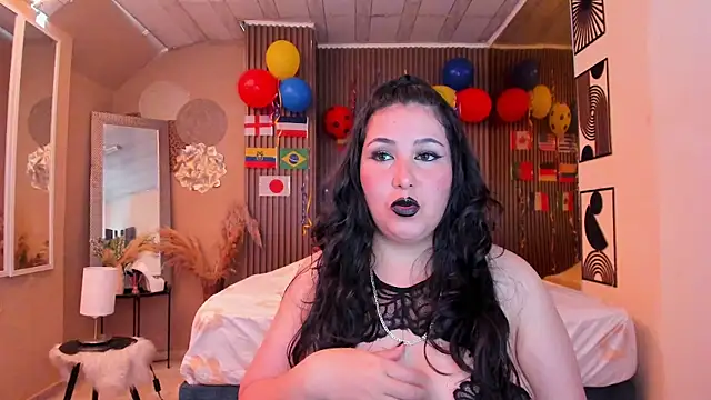 BBWLuxuryMuse webcam