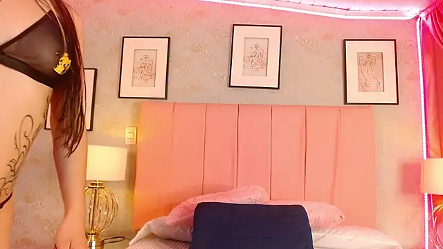 Gia-collins webcam