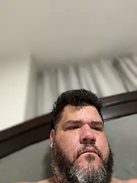 HotDominicanCum webcam