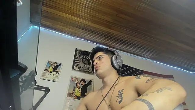 charlie_hotxxx webcam