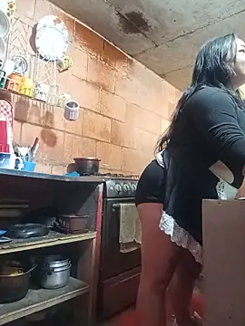isis_milove webcam