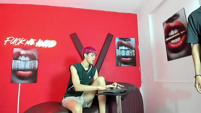 TWINKS_FRIENDS webcam