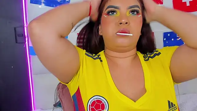 Gigi_duran webcam