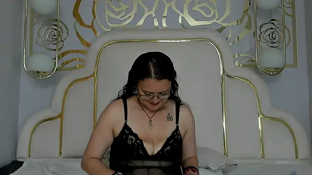 midnightlust_vc webcam