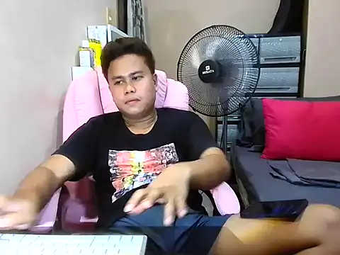 tipsy_butter webcam