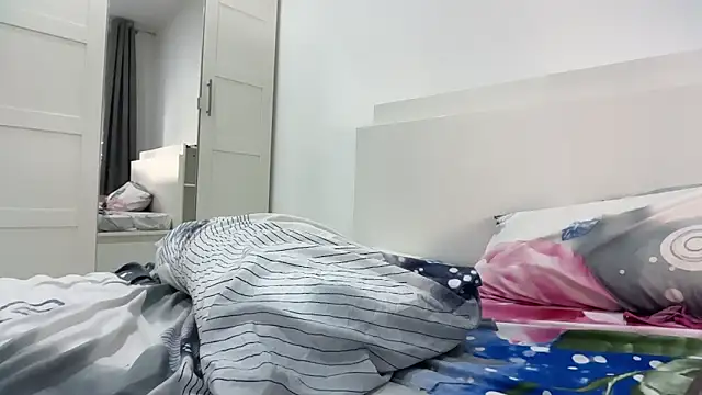QueeNataly webcam