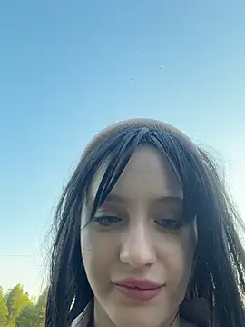 MiaZaya webcam