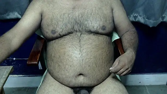 hairysubcub_70 - Hairysubcub_70's free webcam - UK Sex Cams