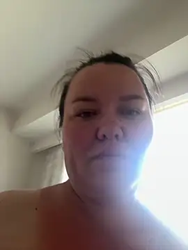Watch SunnyLeila2101 live on EroticFlix - High definition streams