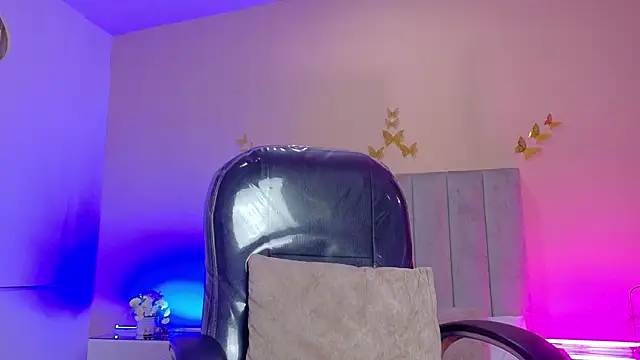 Nascary_Fox webcam