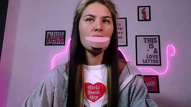 AlisaFrost webcam