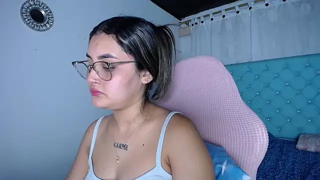 kathe-mills235 webcam