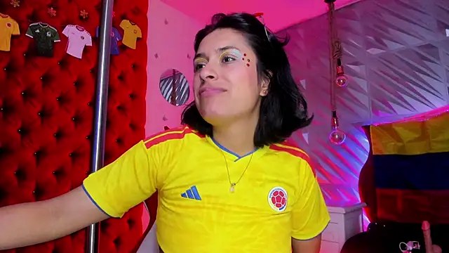 roxanne_han - Roxanne_Han's free webcam - UK Sex Cams