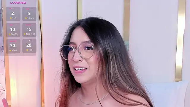 Watch KamilaVegga live on EroticFlix - High definition streams