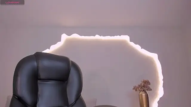 ArianaDumont webcam