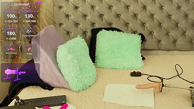katt_eyes__ webcam