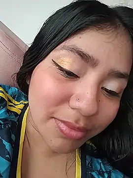 Watch Amber_Herrera live on EroticFlix - High definition streams