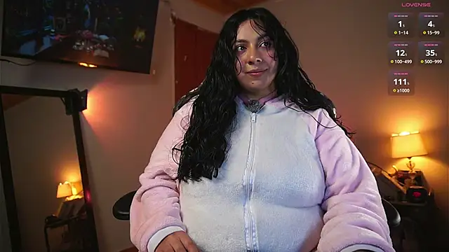 Watch coraline_latin live on EroticFlix - High definition streams