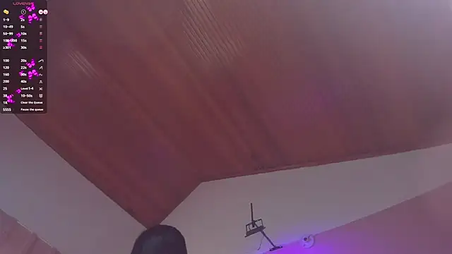 elodie_walker webcam