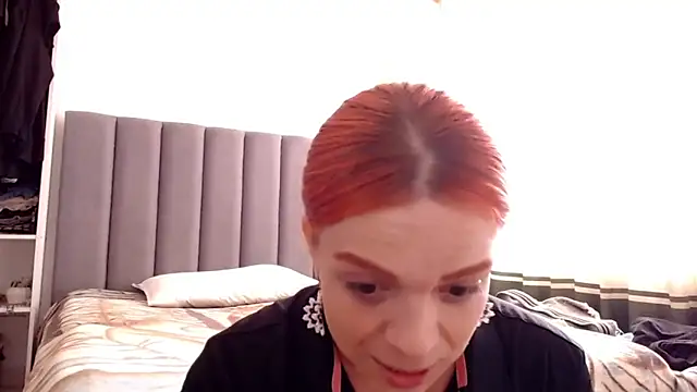 saara_johnson496 webcam