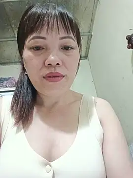 Sana-vn live cam on StripChat
