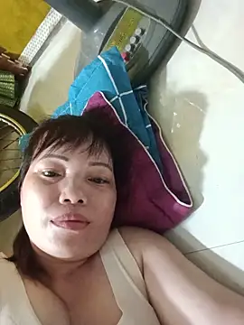 Sana-vn live cam on StripChat