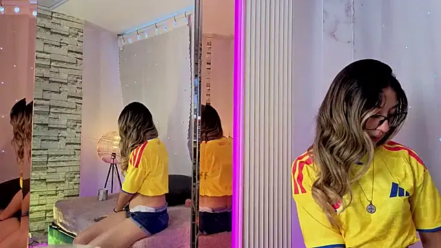 isa_sweet1_ webcam