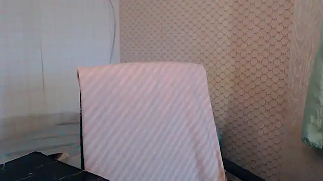 Janiffer_MiMi webcam