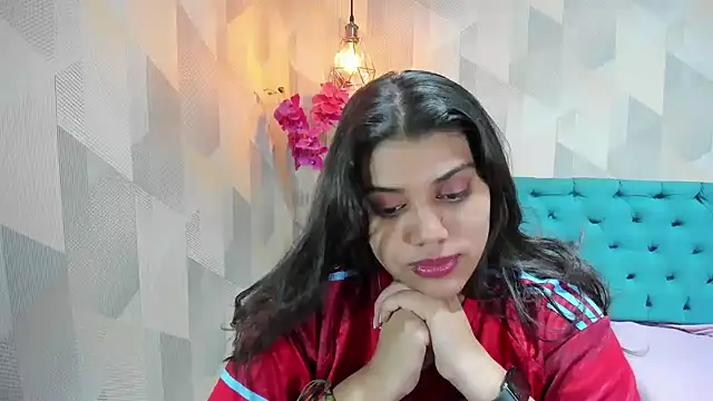 LindaBreeS webcam