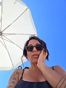 sexy7883 webcam