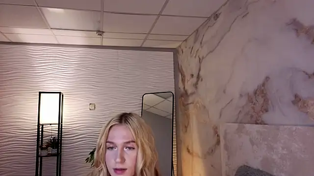 SerenaCrystall webcam