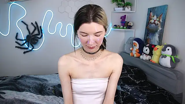 Emmie_shy webcam