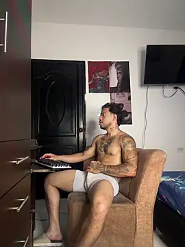 Kenny_romano webcam